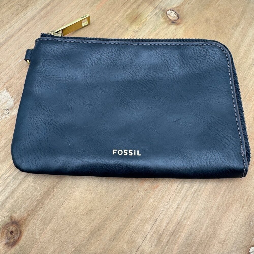 Fossil Black Pebbled Leather Zipper Pouch Clutch small Medium Lined Bag 6” x 4”